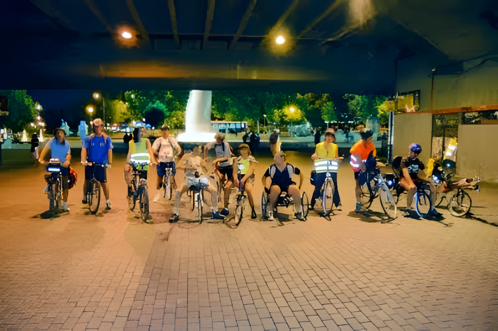 Primera vuelta nocturna 
(foto de Jason Elliot)